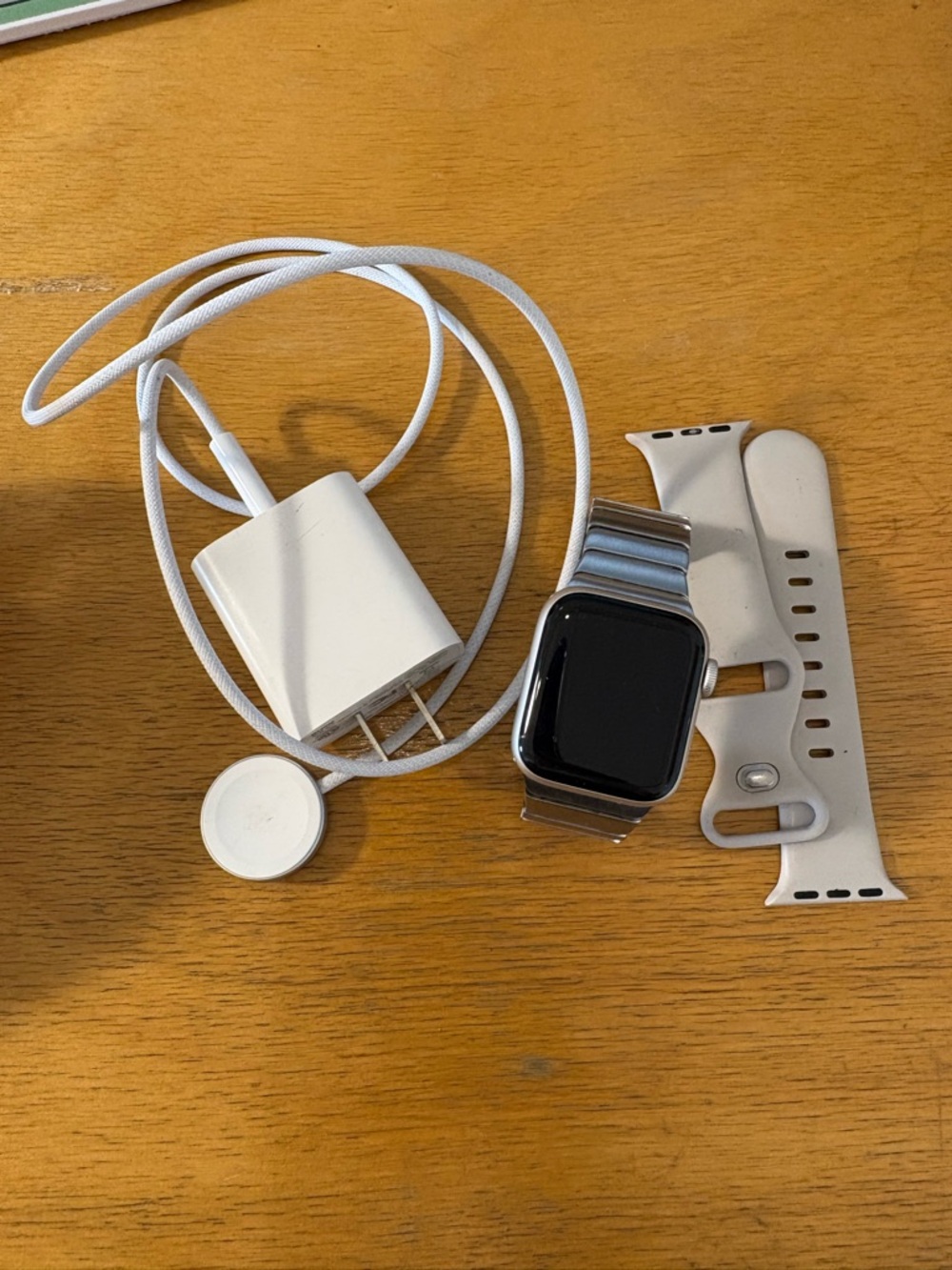 Apple Watch SE - 40 mm - Aluminum